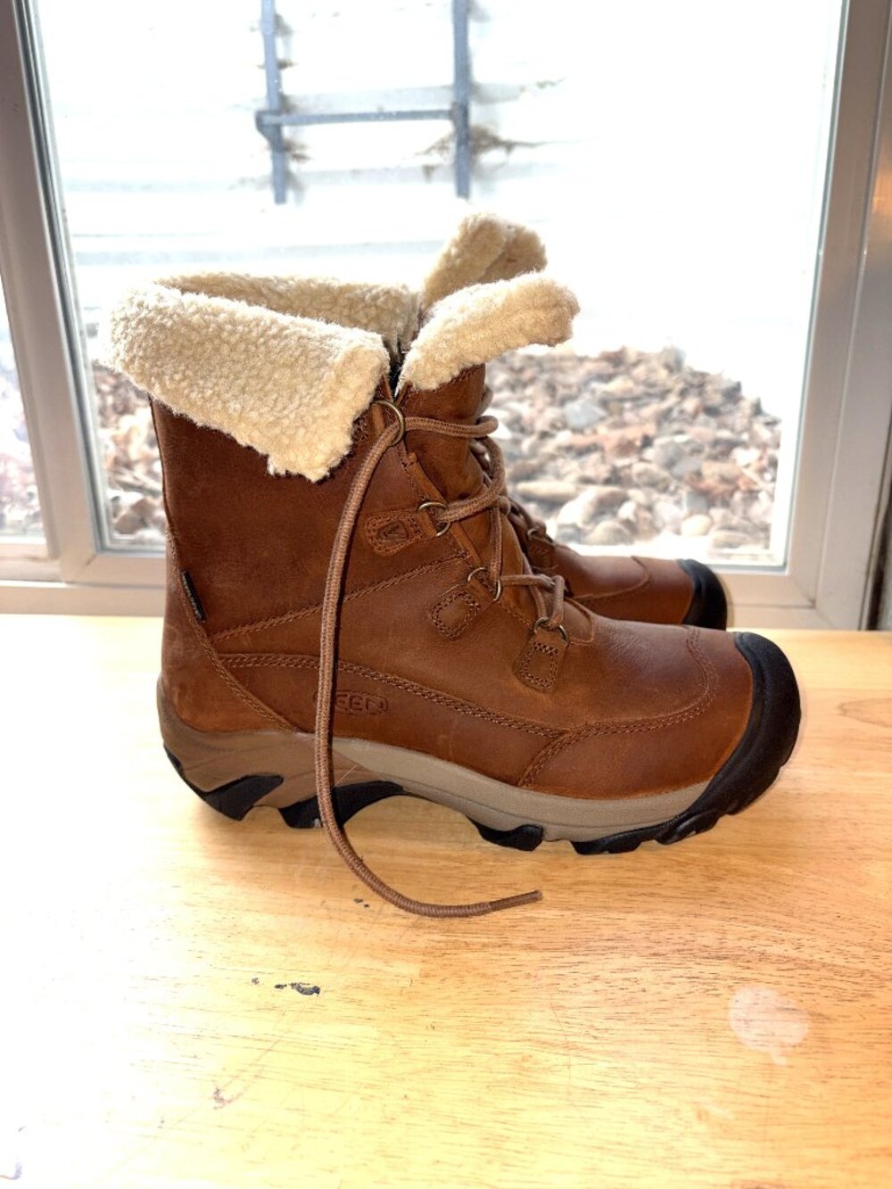 Keen Women's Betty Snow Boot Winter Brown Size 8.5 Wide Waterproof Insulated